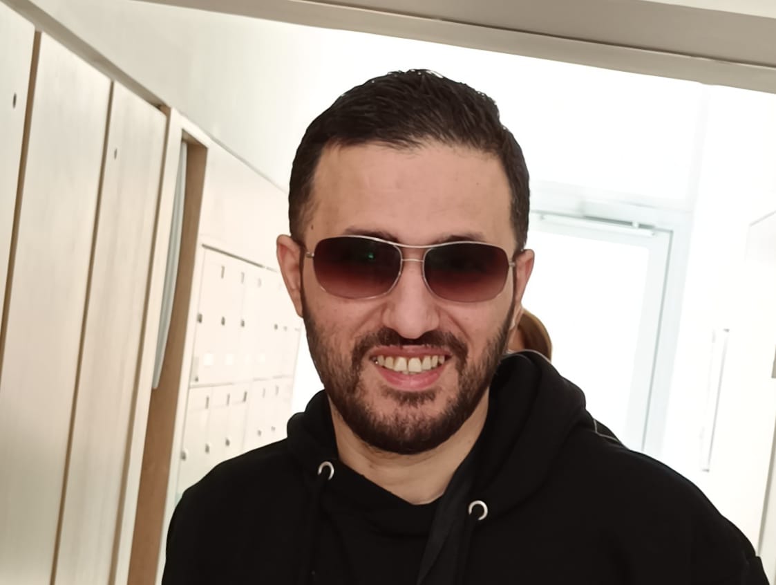 Yi - Courtrai - Flandre occidentale | Rencontre Mature